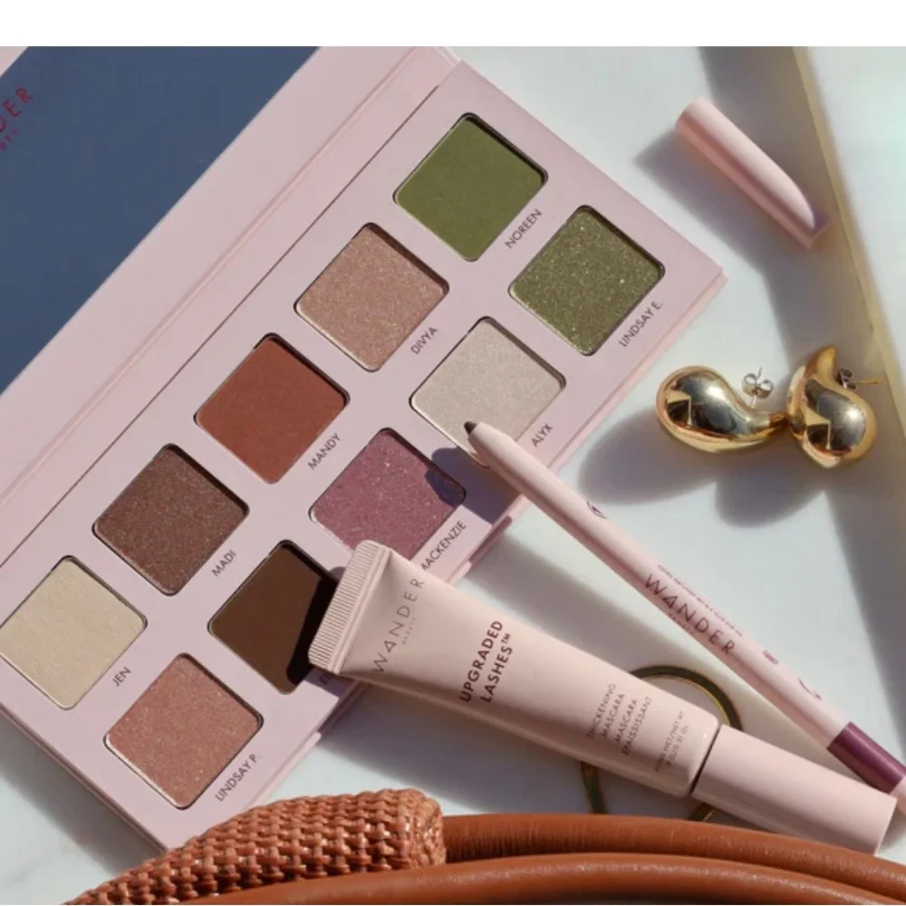 Wander Beauty Eyeshadow Palette - Pink, Brown, Olive, Gold, Champagne